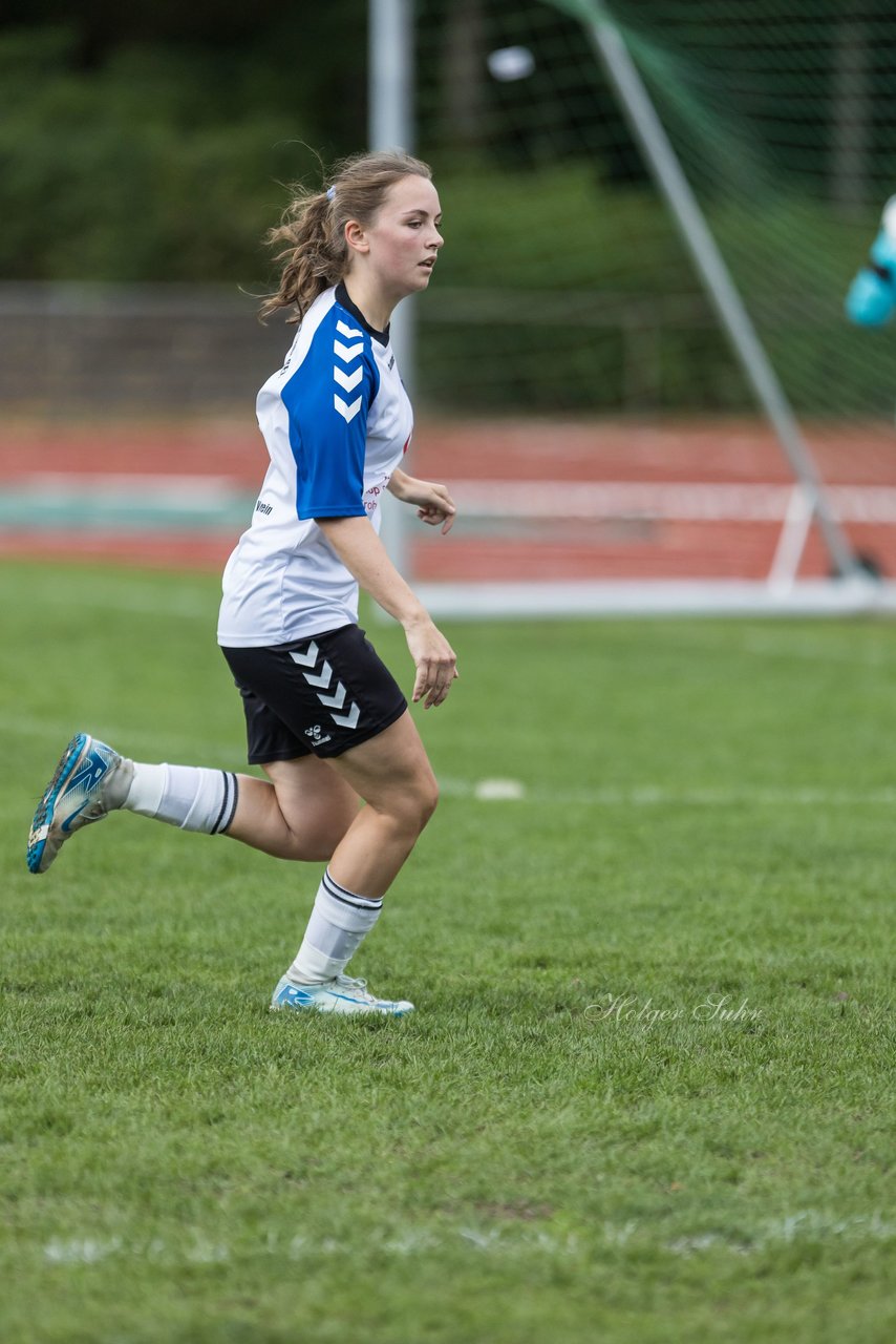 Bild 313 - wBJ VfL Pinneberg - Germania Schnelsen : Ergebnis: 15:1